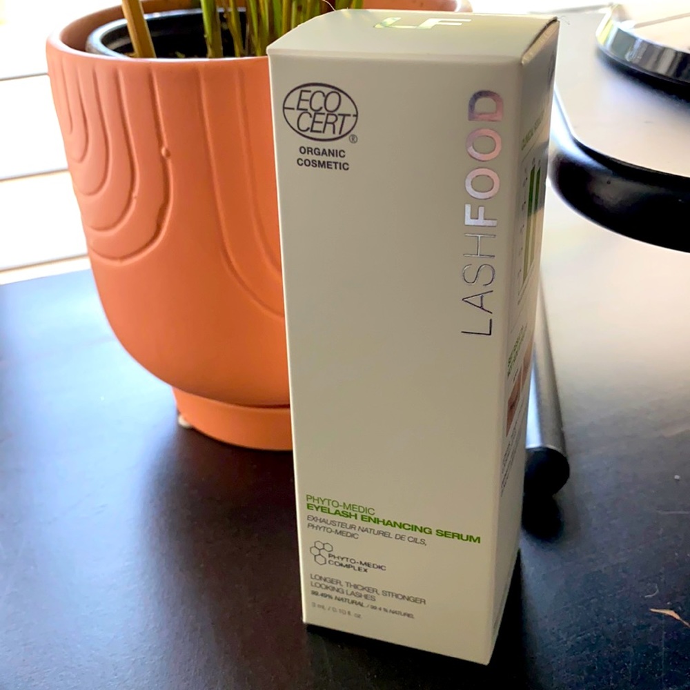 Eyelash Enhancing Serum